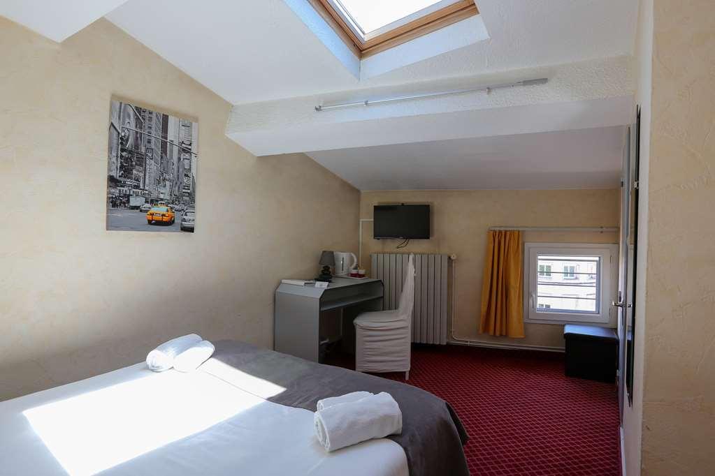 Brit Hotel Bleu Nuit Saintes Rom bilde
