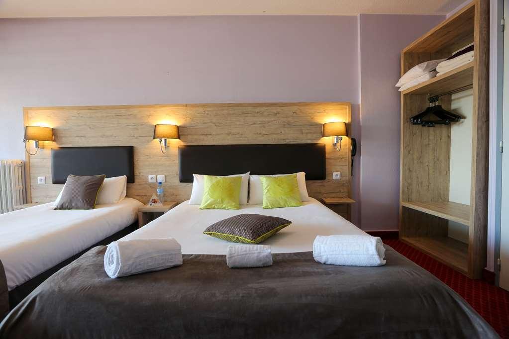 Brit Hotel Bleu Nuit Saintes Rom bilde