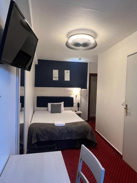 Brit Hotel Bleu Nuit Saintes Eksteriør bilde