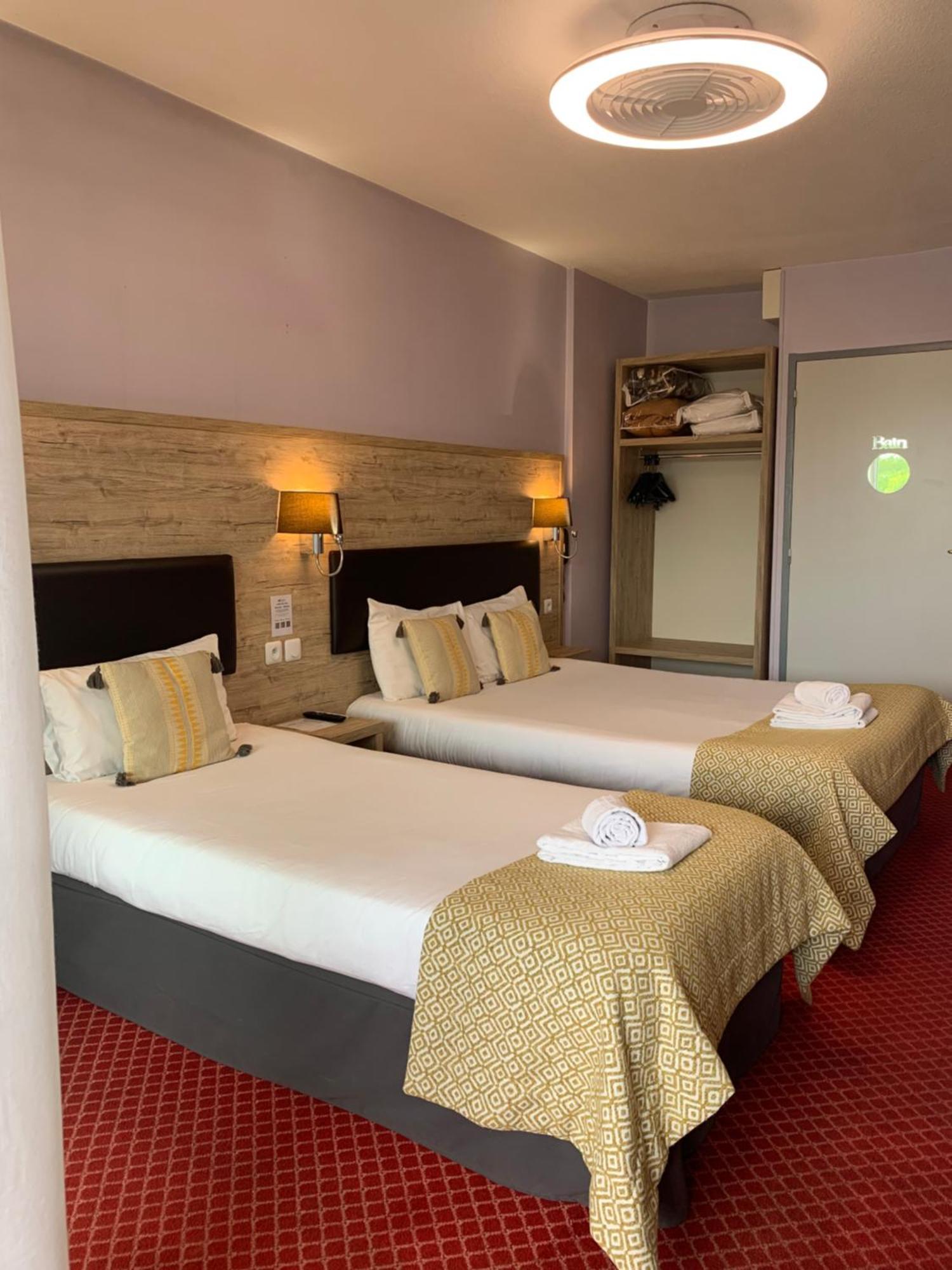 Brit Hotel Bleu Nuit Saintes Eksteriør bilde