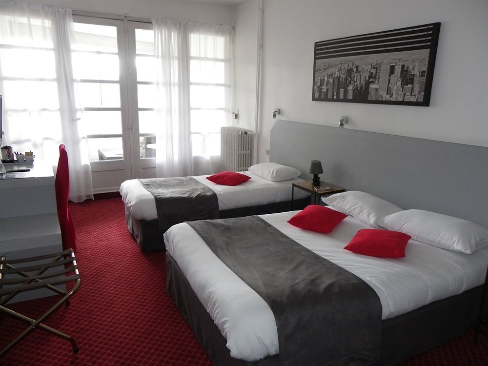 Brit Hotel Bleu Nuit Saintes Eksteriør bilde